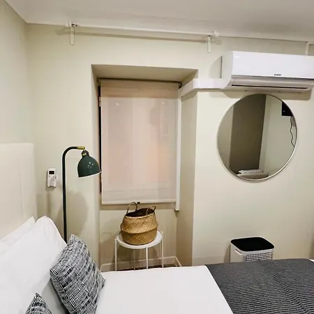 Apartmán - *