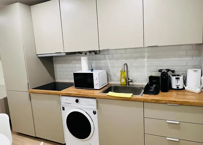 Διαμέρισμα - *