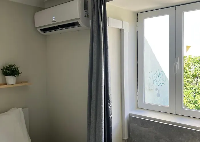 Διαμέρισμα - *